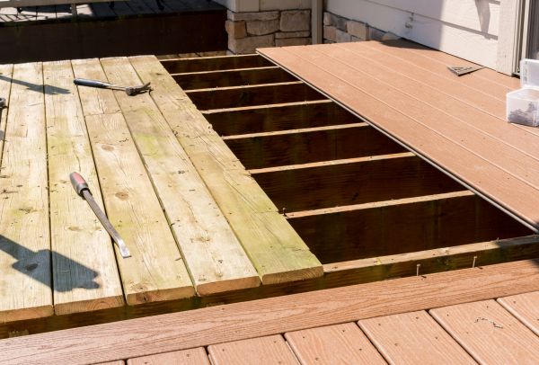 Cost of Deck Floor Replacement in Johnson City